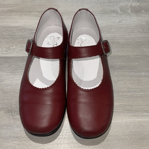 Amaia London- Kids Burgundy Mary Jane Girl Shoes- Size EU 32 (US 1) - Picture 2 of 7